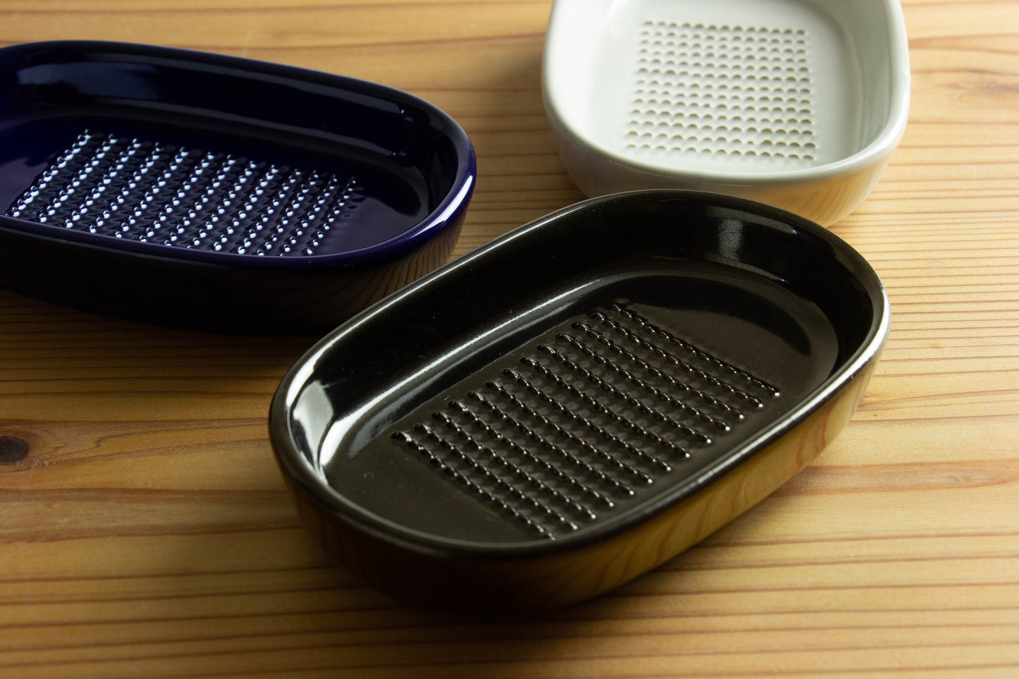 しょうがのおろし器 黒