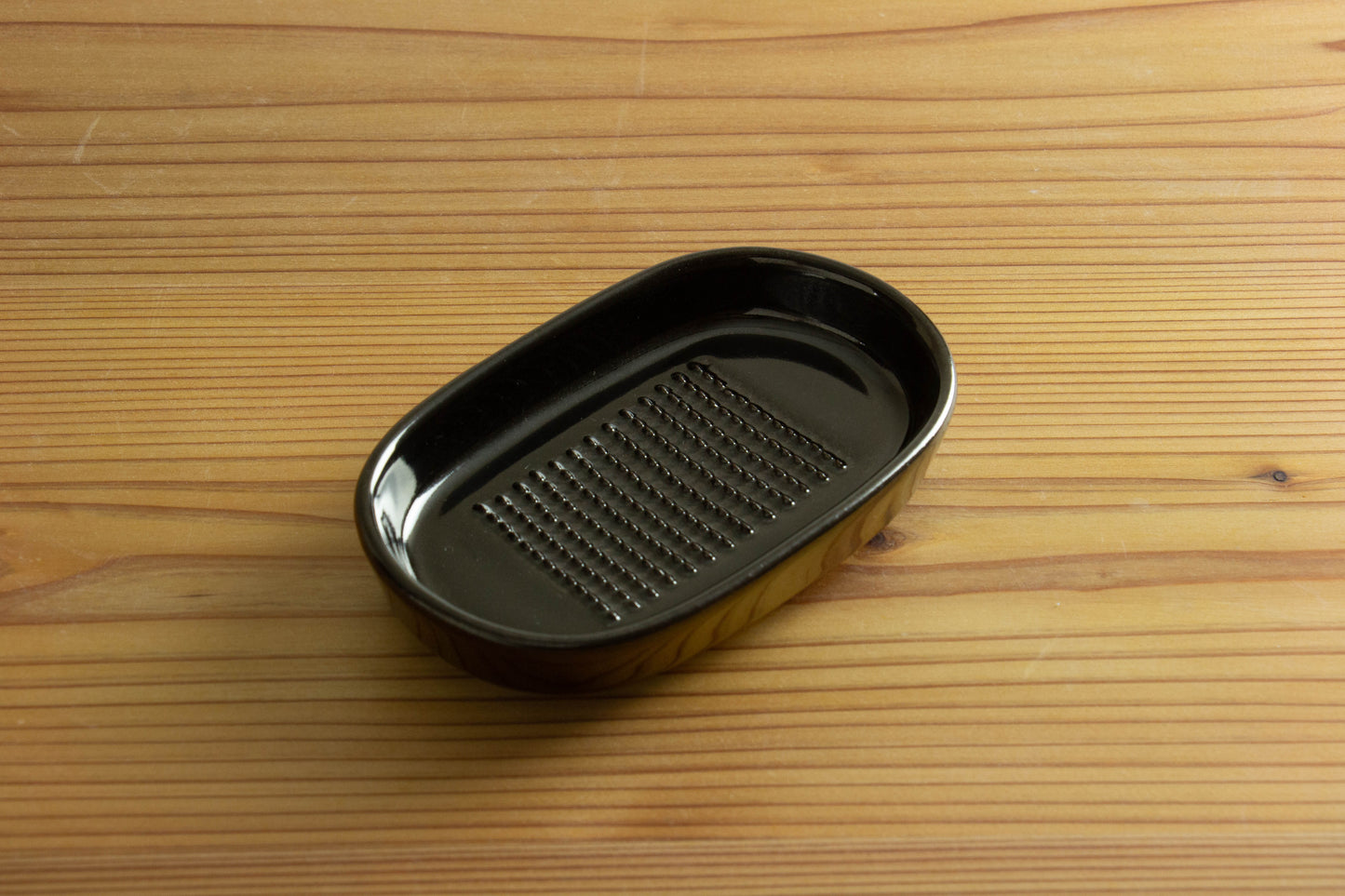 しょうがのおろし器 黒