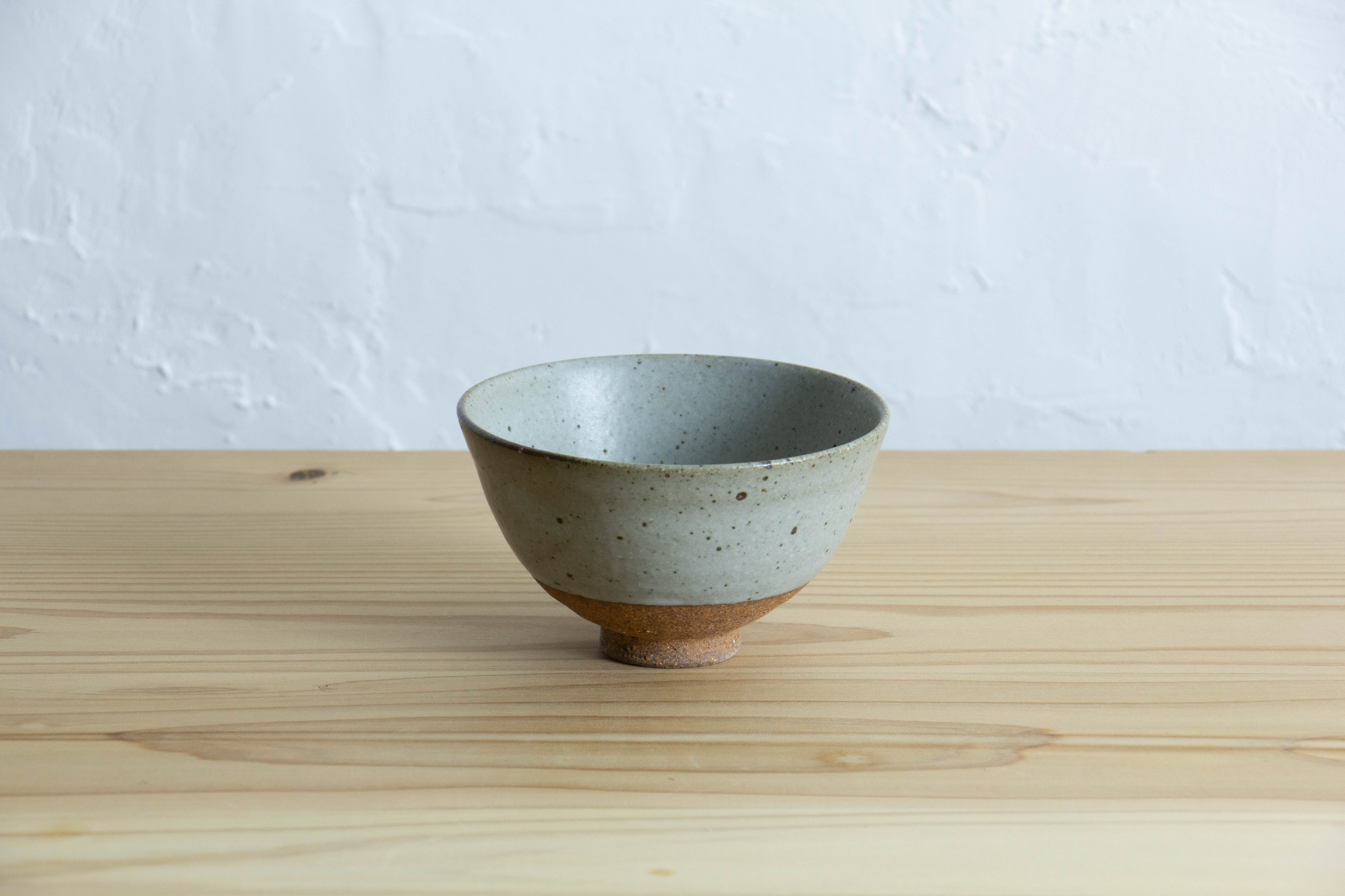 たたら 茶碗 灰 – かもしか道具店オンラインショップ