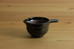 なっとうバチ 黒
