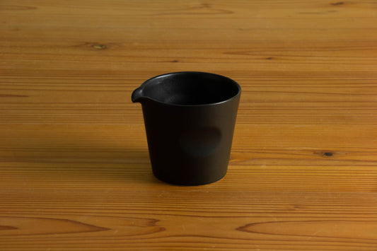 陶の冷酒器 黒