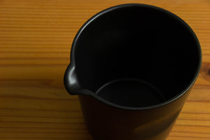 陶の冷酒器 黒