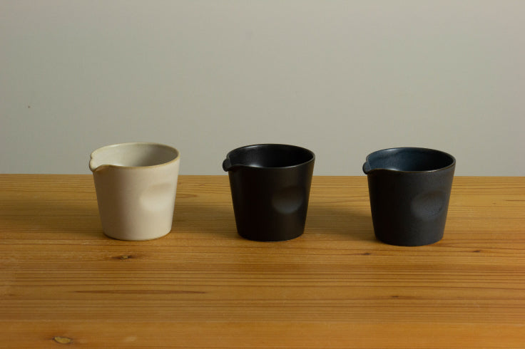 陶の冷酒器 藍 – かもしか道具店オンラインショップ