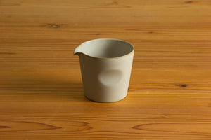 陶の冷酒器 白