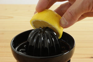 レモンのしぼり器 黒