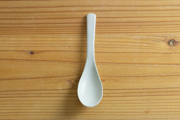 陶のスプーン – かもしか道具店オンラインショップ
