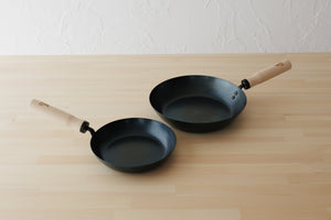 鉄のフライパン 20cm/26cm