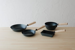 鉄のフライパン 20cm/26cm